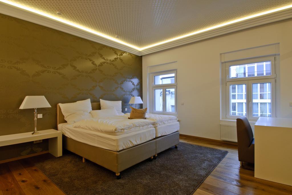 Helvetia Suites Düsseldorf Exterior foto